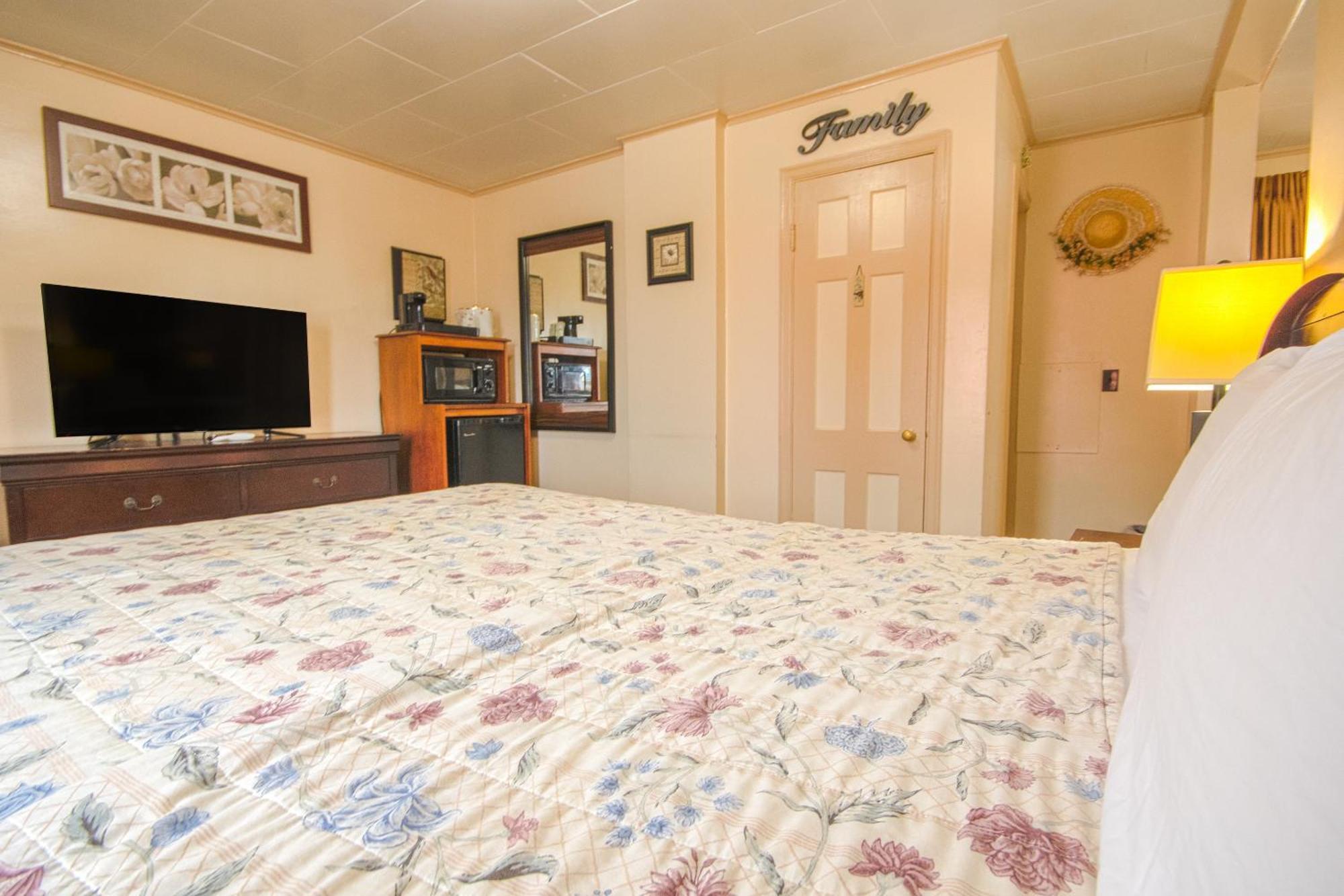 Sunflower Motel Hiawatha By Oyo Dış mekan fotoğraf